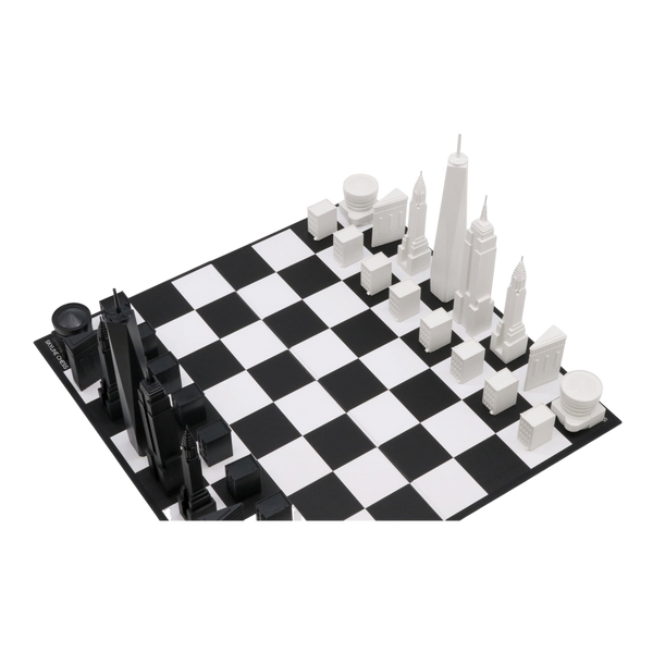 Skyline Chess The New York Edition (with folding board)