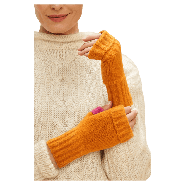 Powder Cassia Wrist Warmers